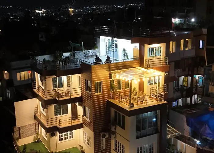 Mantuk Apartment *